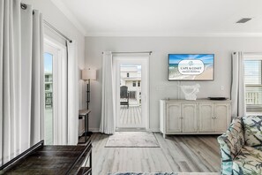 TV - Sea Siesta: Beachfront Duplex Unit, Mexico Beach, Gorgeous Views! (Mexico Beach)