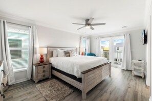 4 chambres, fer et planche à repasser, accès au Wi-Fi (inclus)