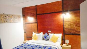 Vila, 3 kamar tidur, akses difabel, teras | 3 kamar tidur dan kedap suara