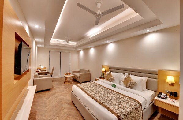 In-room safe, blackout drapes, soundproofing, iron/ironing board - Click collection Lucknow (Lucknow)