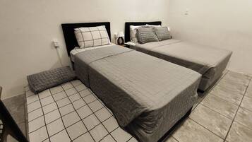 Comfort-Studio | Laptopgeeigneter Arbeitsplatz, kostenloses WLAN