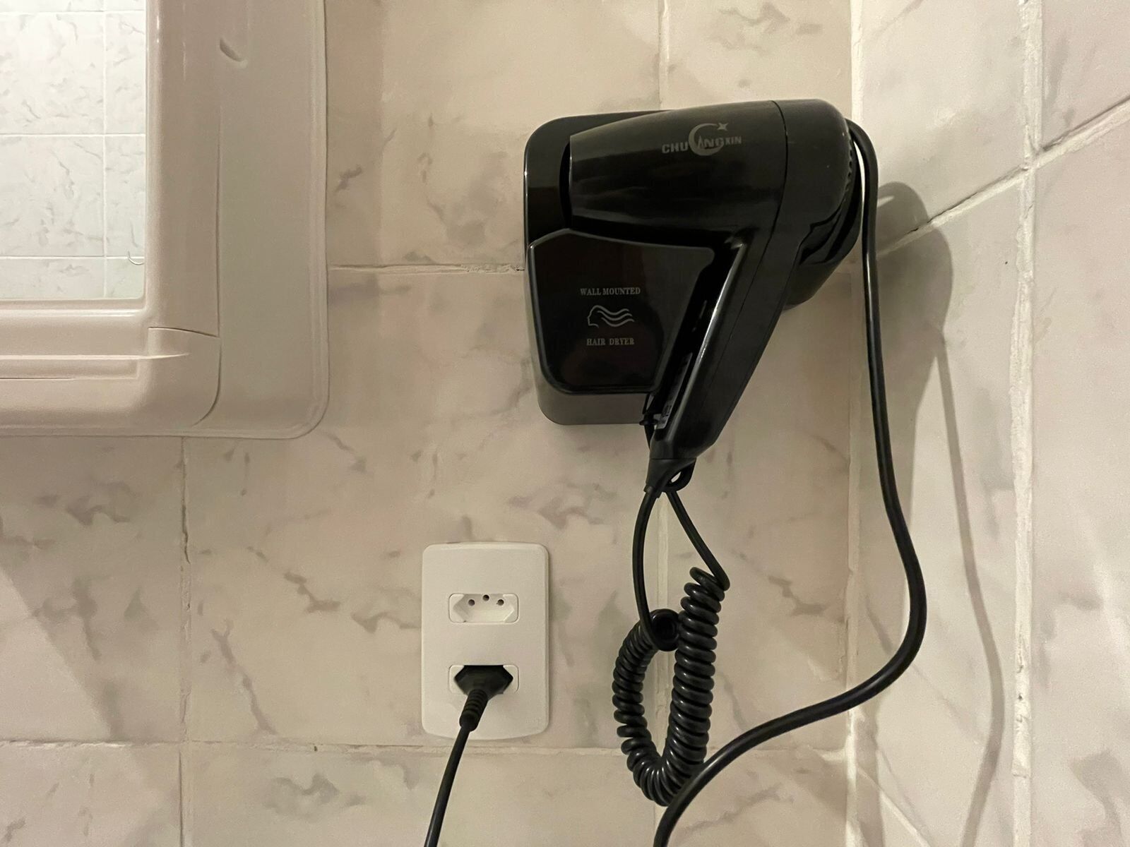 Studio | Bathroom amenities | Shower, free toiletries, soap, shampoo