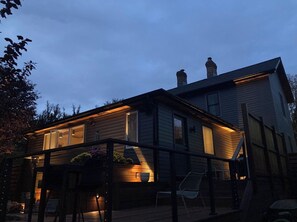Exterior - 3-Bedroom Modern Farmhouse with large backyard in downtown Charlottesville (Charlottesville)