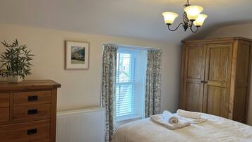 1 soverom, strykejern/-brett, wi-fi og sengetøy