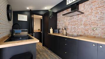 Microwave, oven, dishwasher