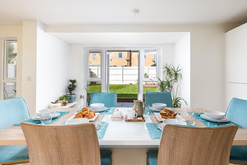 9 bed home designed for contractors and families