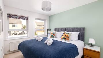 4 bedrooms, iron/ironing board, travel crib, free WiFi