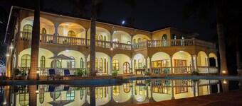 Golden Palm Hotel Boutique
