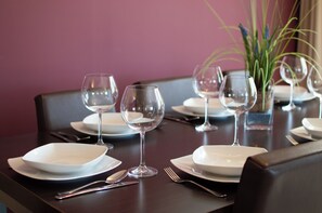 Panoramic Apartment, 2 Bedrooms, Sea View | In-room dining - Marina Seaview Penthouse Burin (Piran)