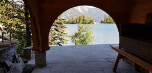 Property grounds - Waterfront chalet / villa with breathtaking views of the lake and mountains (Orsières)