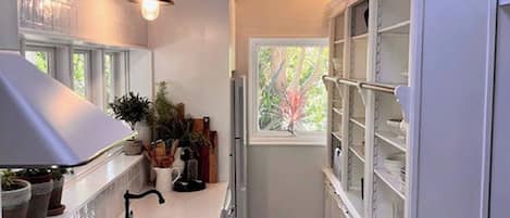 House, 2 Bedrooms, Accessible, Balcony | Private kitchen