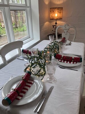 House, 2 Bedrooms, Accessible, Balcony | Dining