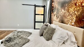 5 bedrooms, free WiFi, bed sheets