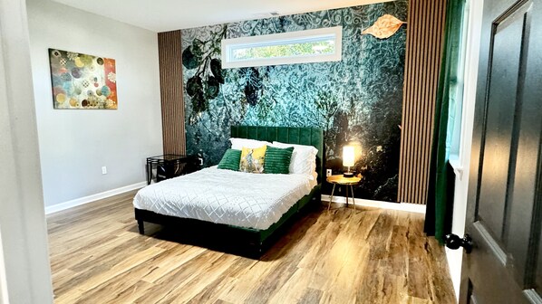 5 bedrooms, free WiFi, bed sheets