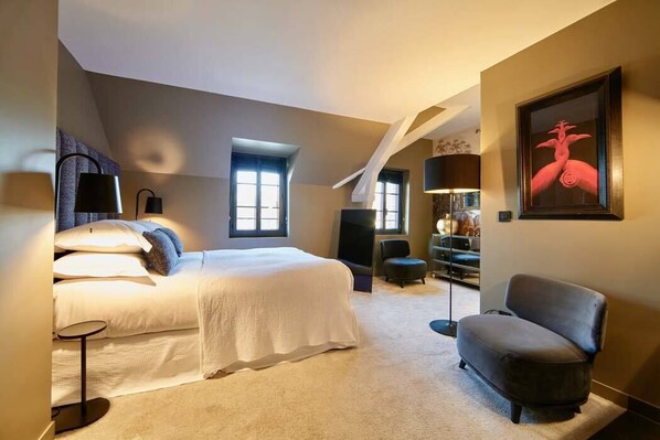 1 slaapkamer, een strijkplank/strijkijzer, reisbedje, wifi