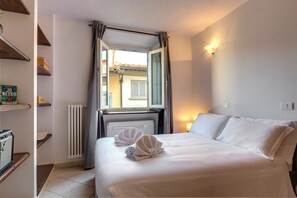 3 bedrooms, iron/ironing board, free WiFi