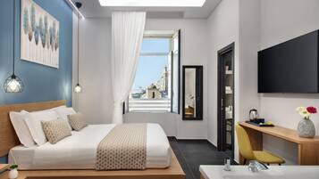 Deluxe-Suite | Zimmersafe, Schreibtisch, laptopgeeigneter Arbeitsplatz