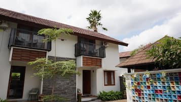 Bagian depan properti
