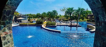 Stylish Condo with Stunning View in Los Suenos