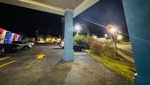 Framhlið gististaðar