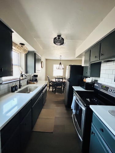 Santa Fe Depot- 3-bedroom house near downtown Cushing