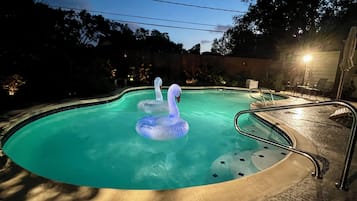 Opvarmet pool