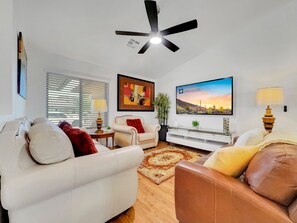 House, Multiple Beds, Pool Access, Pool View (Juanita Gilbert) | Living area | Fireplace