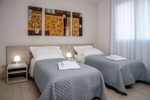2 bedrooms, WiFi, bed sheets, wheelchair access