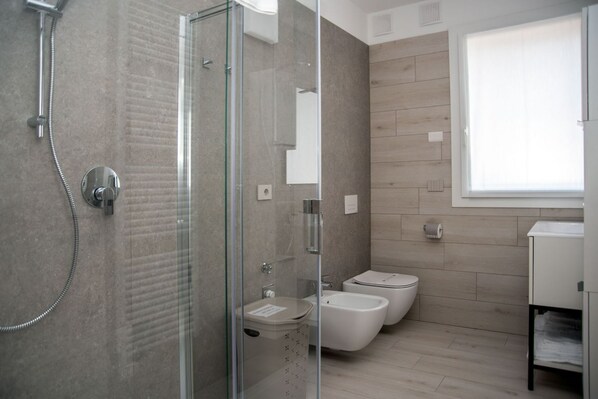 Shower, bidet