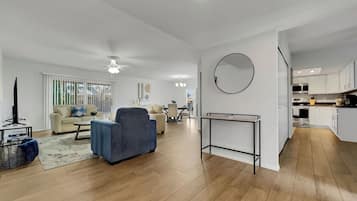 House, Multiple Beds, Patio, Garden View (Truro Sun Lakes) | Living area