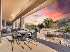 Outdoor dining - Cline Maricopa (Maricopa)