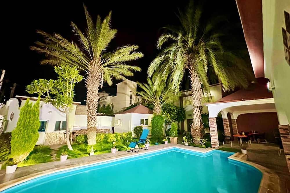 hotel arabesque