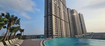 2 bedrooms apartment 60m2 in Ecopark, nice view, high speed wifi, full amenities