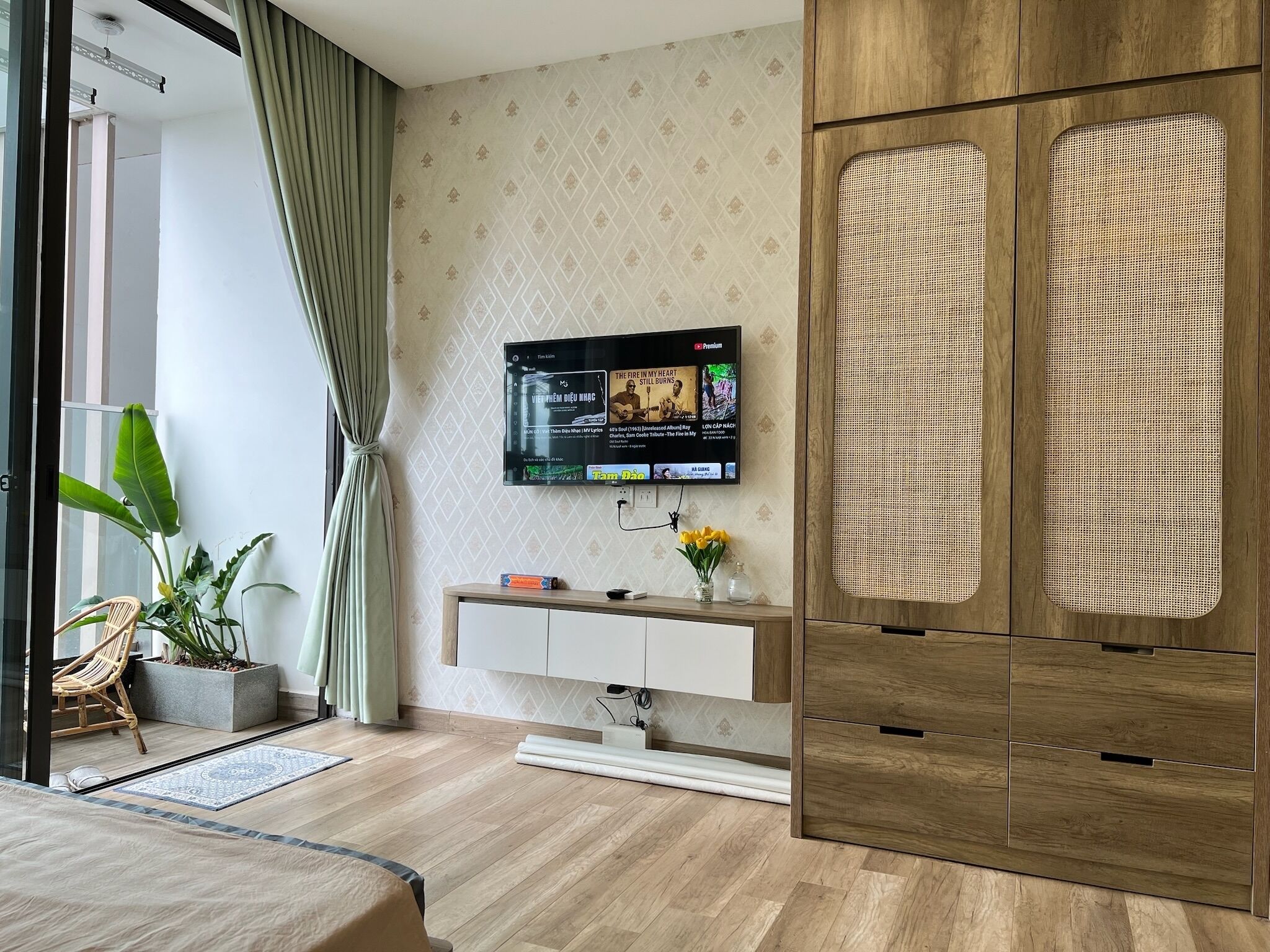 1 多间卧室、办公桌、熨斗/熨衣板、WiFi