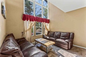 House, Multiple Beds, Hot Tub, Mountain View (Fanning Flagstaff) | Living area | Fireplace - Fanning Flagstaff (Flagstaff)