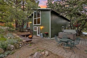 Outdoor dining - Fanning Flagstaff (Flagstaff)