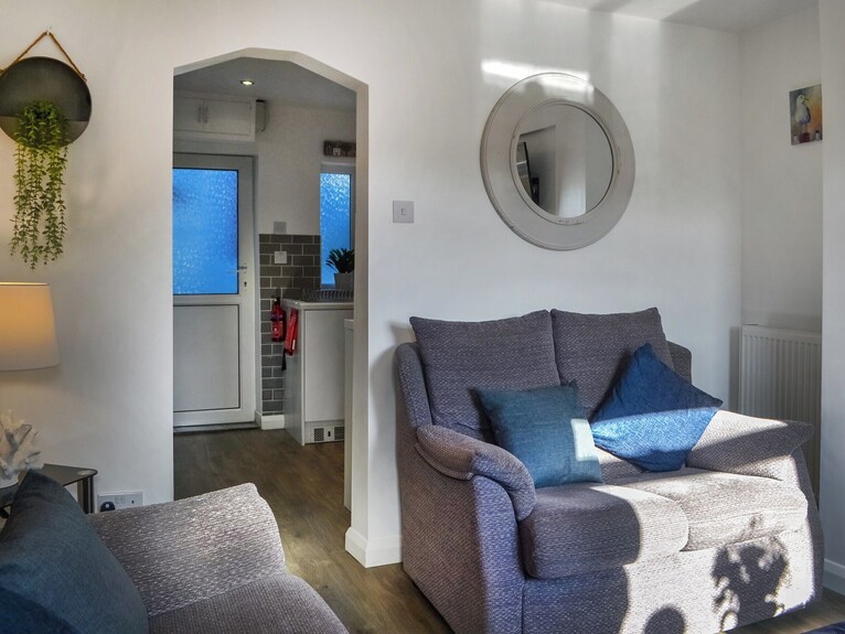 2 Bedroom Accommodation In Flamborough - Flamborough