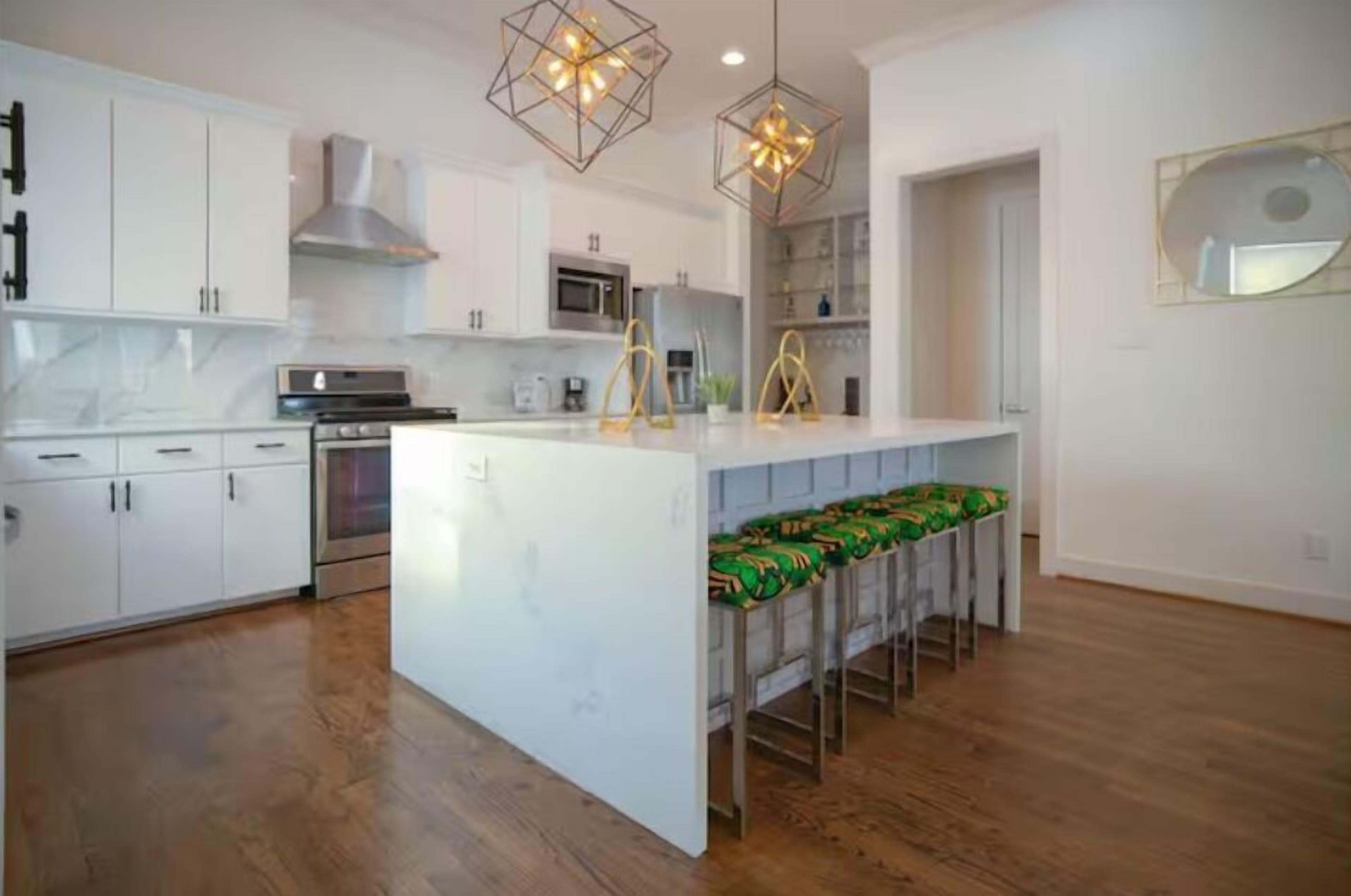 Fridge, coffee/tea maker, electric kettle, high chair