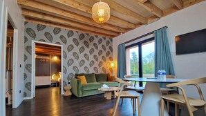 Comfort Room, Mobility Accessible, Park View | Living area - Éco-lodges (Yvré-l'Évêque)