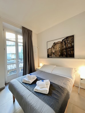 Luksus-dobbeltrom, 1 dobbeltseng | Sengetøy i egyptisk bomull, sengetøy av topp kvalitet og dundyner