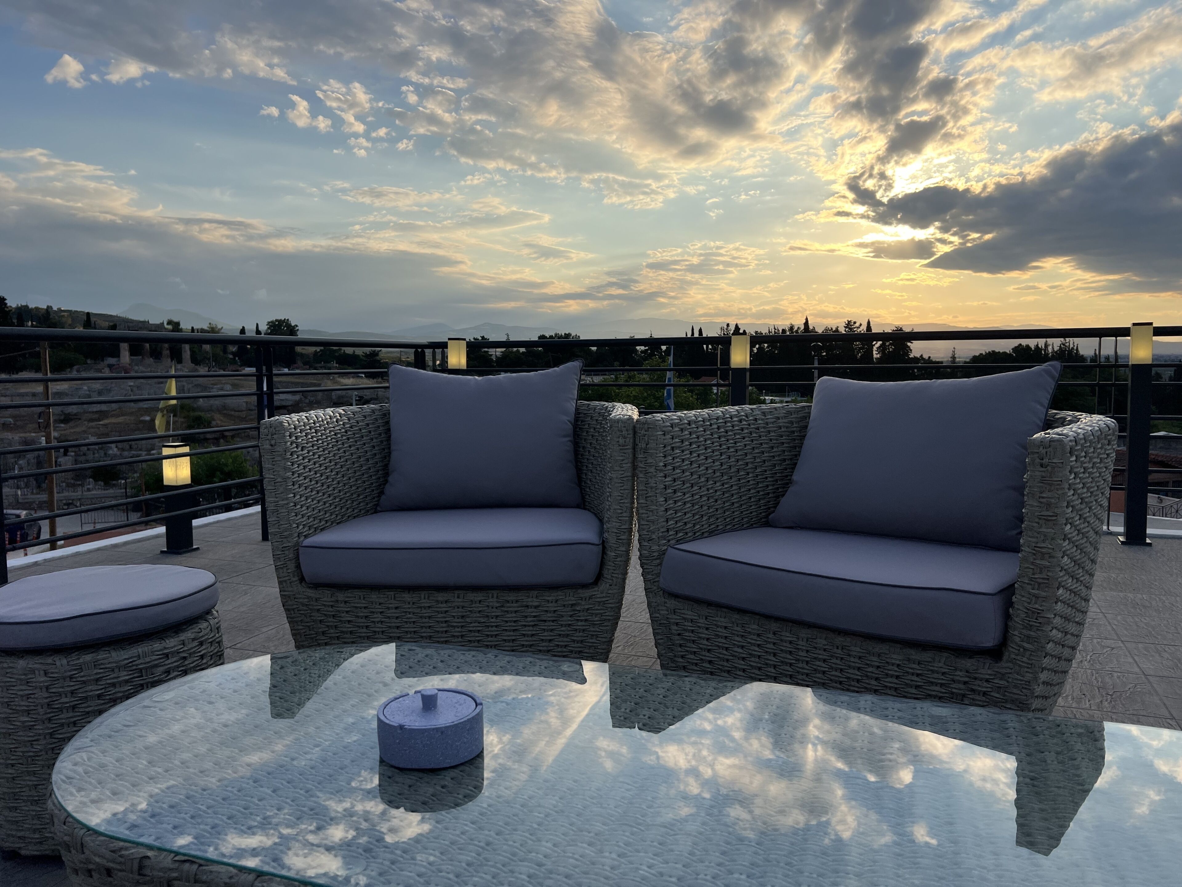 Suite monolocale panoramica, vista mare | Terrazza/patio