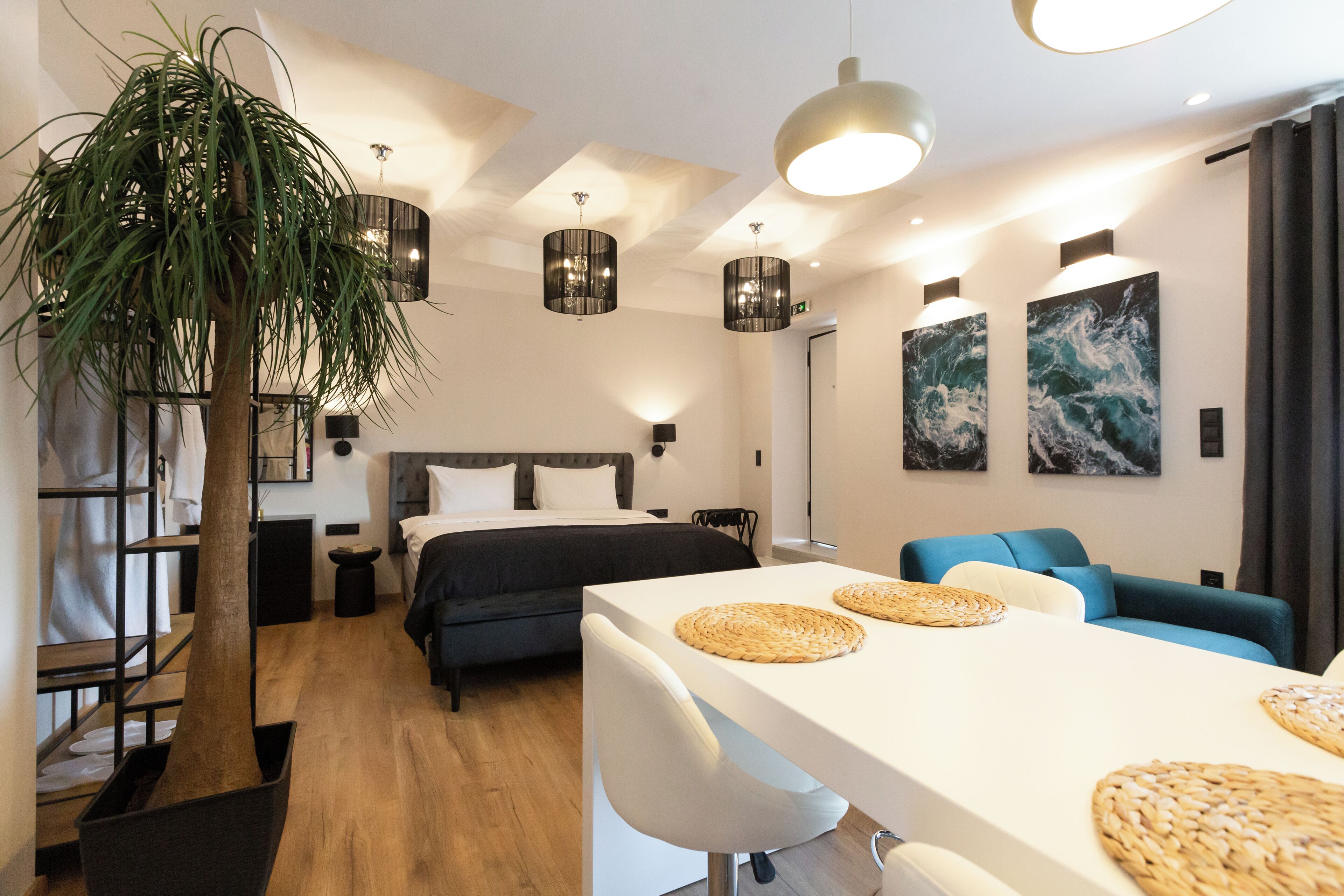 1 bedroom, Frette Italian sheets, premium bedding, pillow-top beds