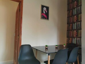 Nhà, 3 phòng ngủ, quang cảnh thành phố | Khu ăn uống