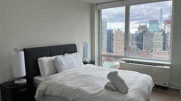 1 slaapkamer, een strijkplank/strijkijzer, wifi, beddengoed