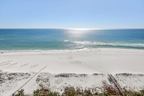 3 bedrooms - Regency Isle 1104 3 3 2 Covered Parking Spots (Orange Beach)