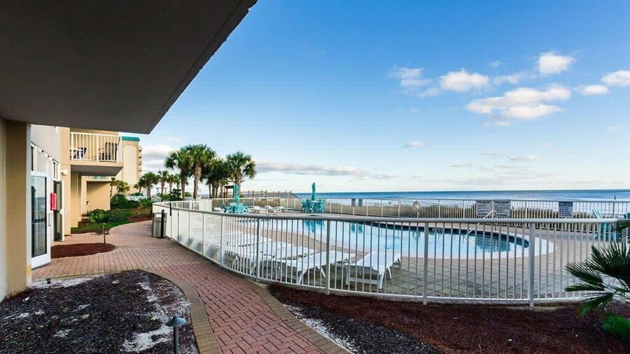 Sandy Key 635 2 BD 2BH 6th Floor