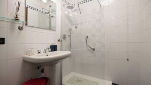 Apartment (3 Bedrooms) | Bathroom | Shower, bidet - Parada 31 (Vedano al Lambro)