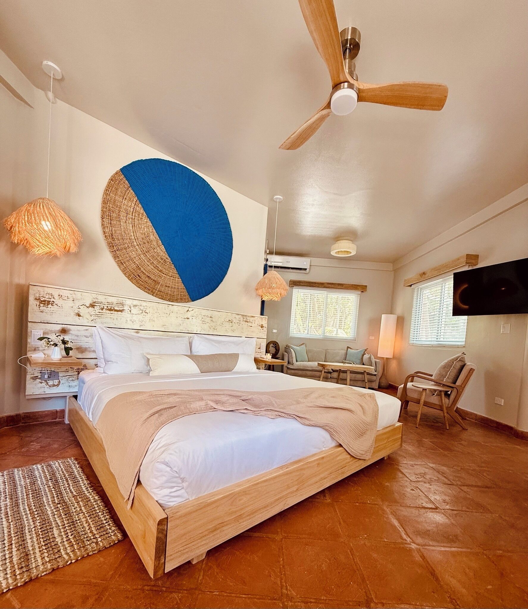 Quarto superluxo | Roupas de cama premium, frigobar, cofres nos quartos