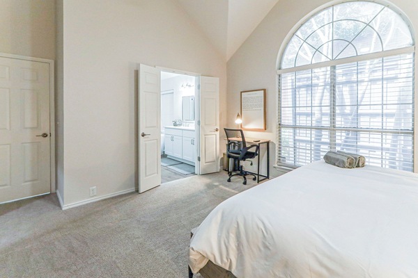 3 quartos, ferros/tábuas de passar roupa, Wi-Fi, roupa de cama