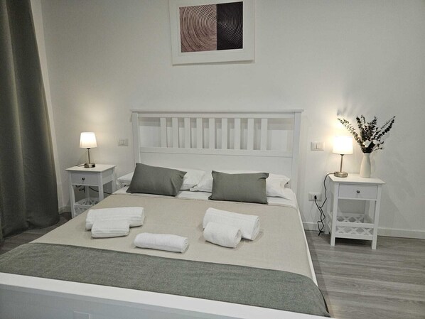 1 bedroom, free WiFi, bed sheets